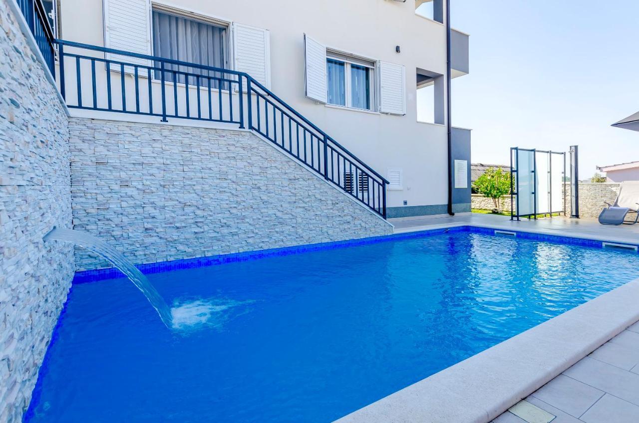 Apartments Katic Razanj Bagian luar foto